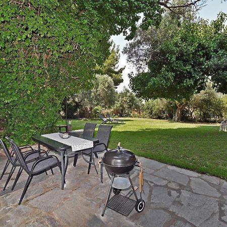 Гостевой дом Ares Garden House - Nea Moudania Halkidiki Экстерьер фото