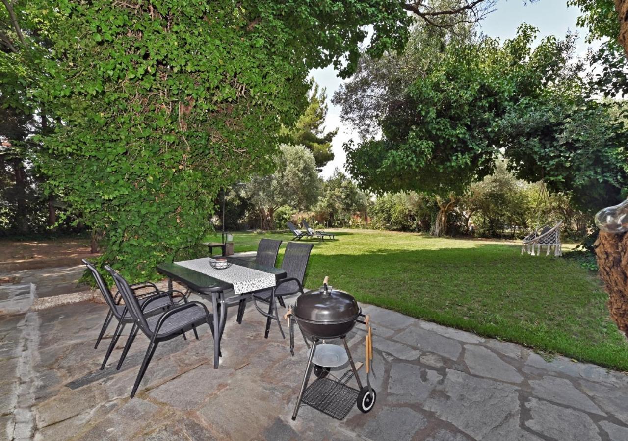 Гостевой дом Ares Garden House - Nea Moudania Halkidiki Экстерьер фото