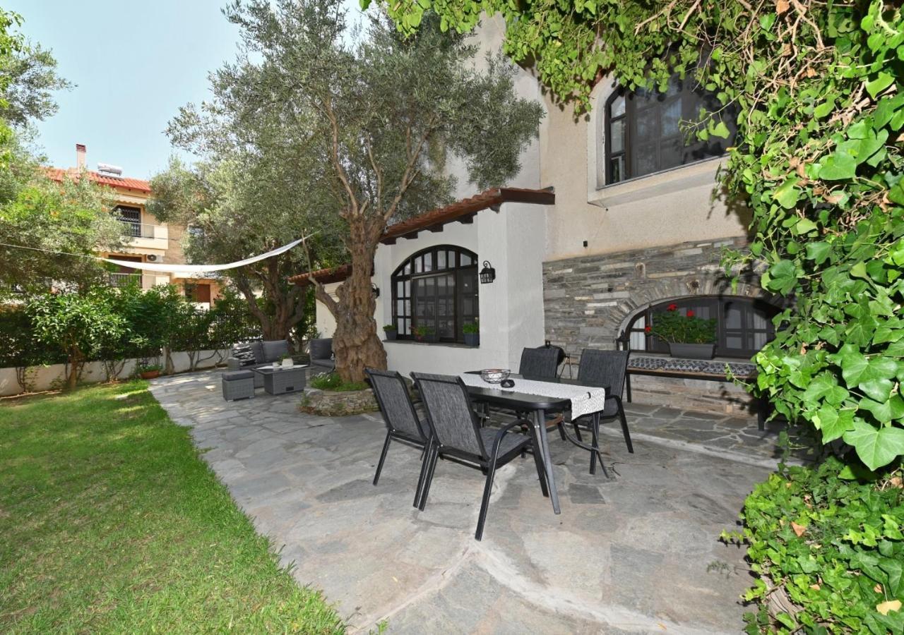 Гостевой дом Ares Garden House - Nea Moudania Halkidiki Экстерьер фото