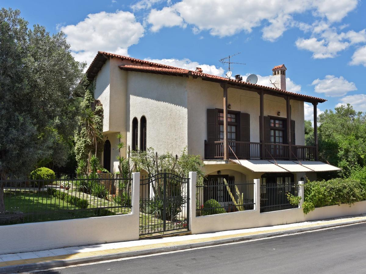 Гостевой дом Ares Garden House - Nea Moudania Halkidiki Экстерьер фото