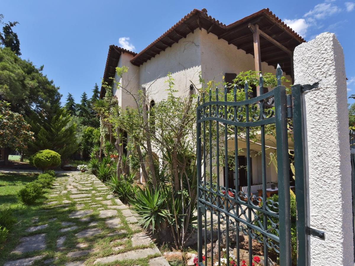Гостевой дом Ares Garden House - Nea Moudania Halkidiki Экстерьер фото
